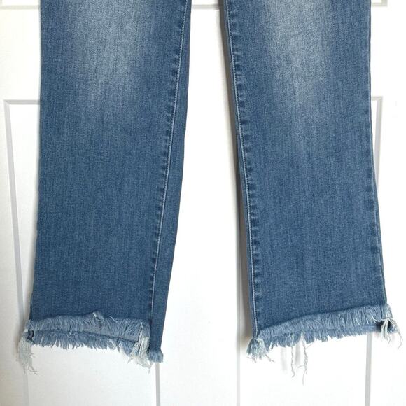 Risen Women’s High Rise Straight Leg Jeans Size 11/30 Frayed Hem Medium Wash - Picture 7 of 11